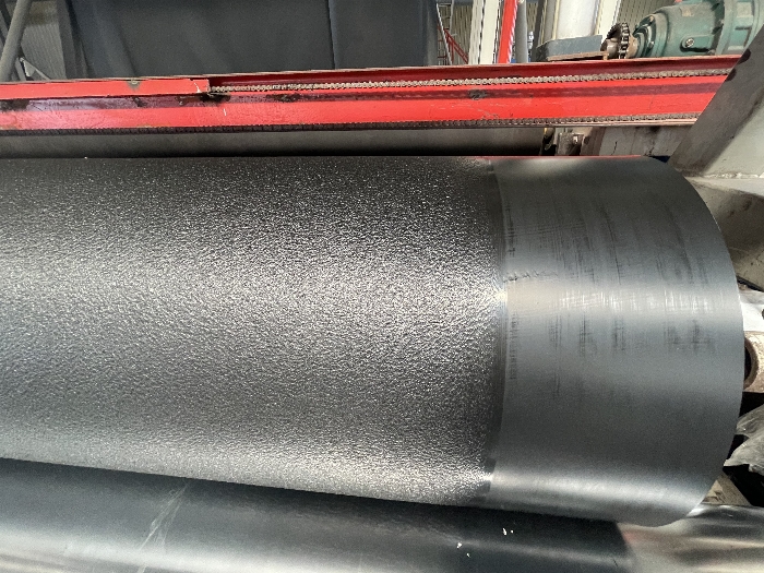 氮氣加糙土工膜（可預(yù)留光滑焊接邊更便于施工）